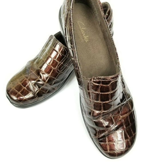 clarks wedge dress shoes